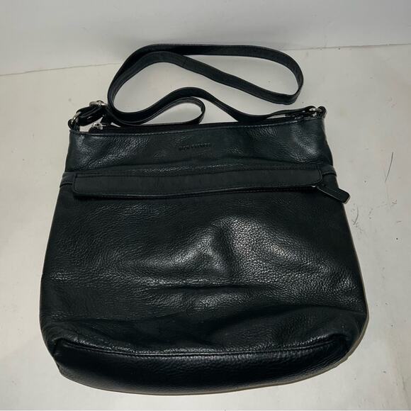 JACK GEORGES Black oversized Leather Crossbody Bag - Picture 1 of 5